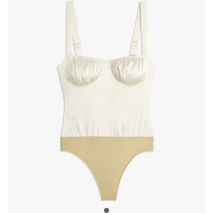 NEVER WORN We Wore What Bodysuit!!